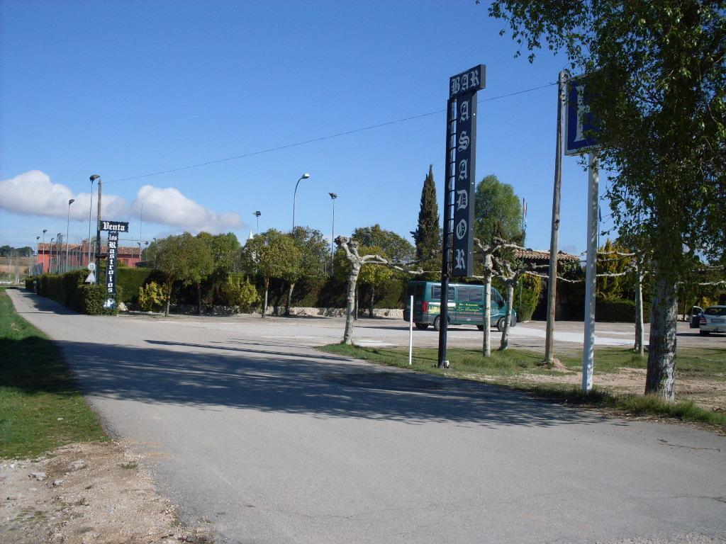 Hotel Los Rastrojos Aranda de Duero Exterior photo