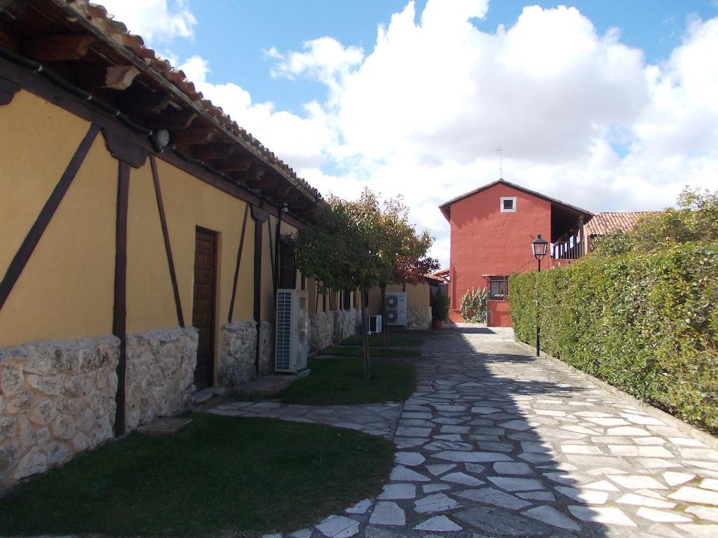 Hotel Los Rastrojos Aranda de Duero Exterior photo