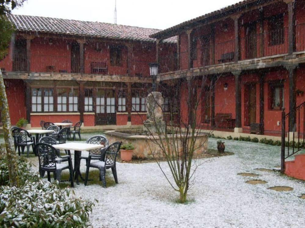 Hotel Los Rastrojos Aranda de Duero Exterior photo